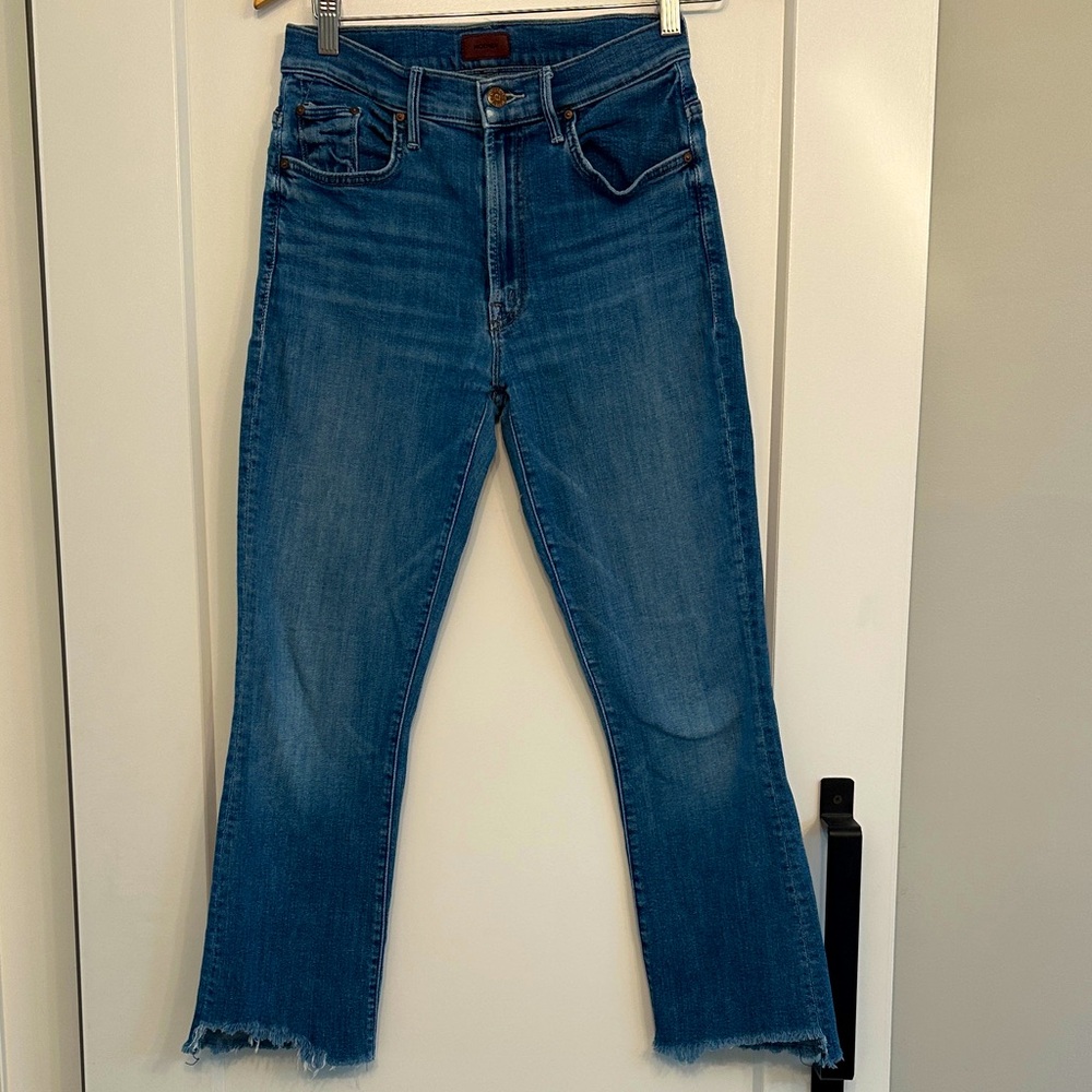 MOTHER the insider crop step fray. Wild Game color. Size 26.